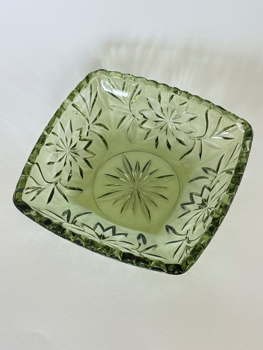 VINTAGE HAZEL-ATLAS Green "Star and Fan" Glass Square Candy Dish